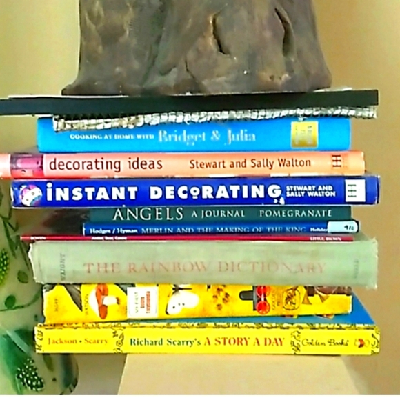 ⚜️  Richard Scarry CHILDRENS BOOK  A Story a Day 365 - Picture 9 of 16